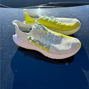 hoka running shoes